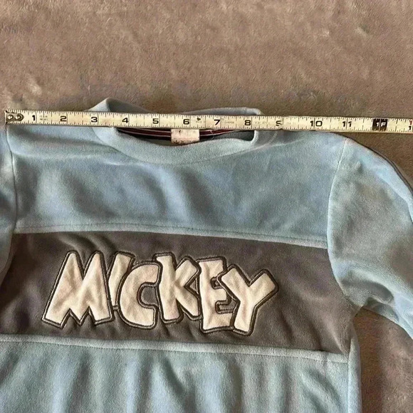 Disney - Mickey Mouse pullover soft velour sweater/sweatshirt. Size 3/4 - Picture 8 of 9